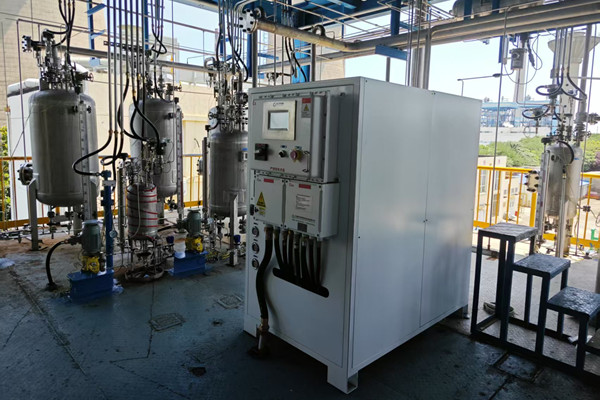 yl6809永利防爆制冷控温系统与高低温试验箱设备实拍图2